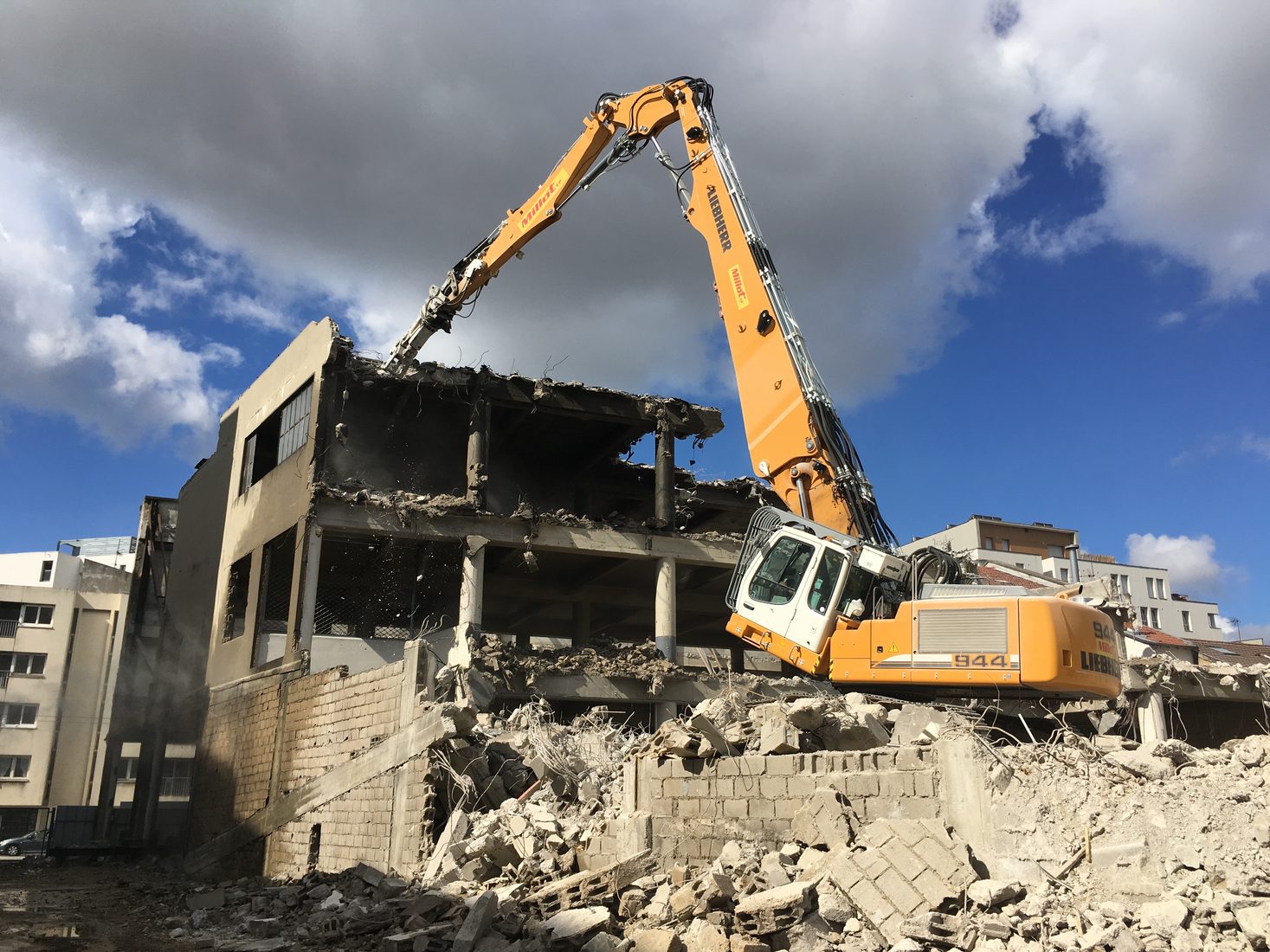 Déconstruction mécanique — MILLOT TP